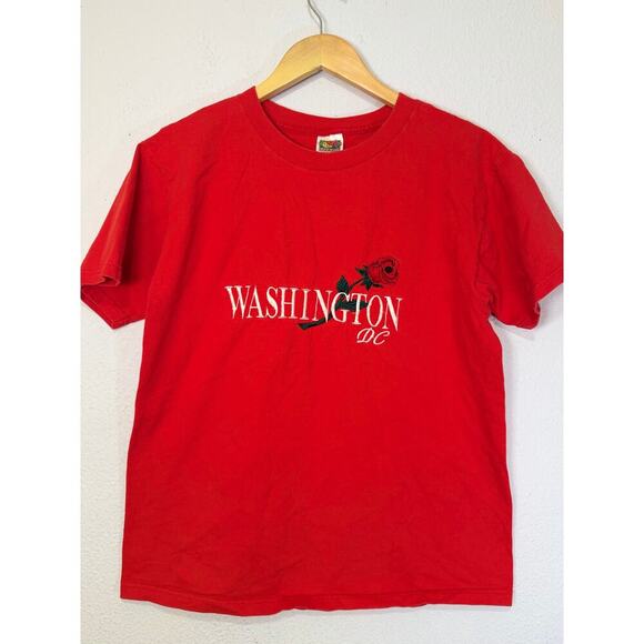Fruit of the Loom Tops - Vintage Washington DC T-Shirt Embroidered Red‎ Rose Y2K M Americana Streetwear